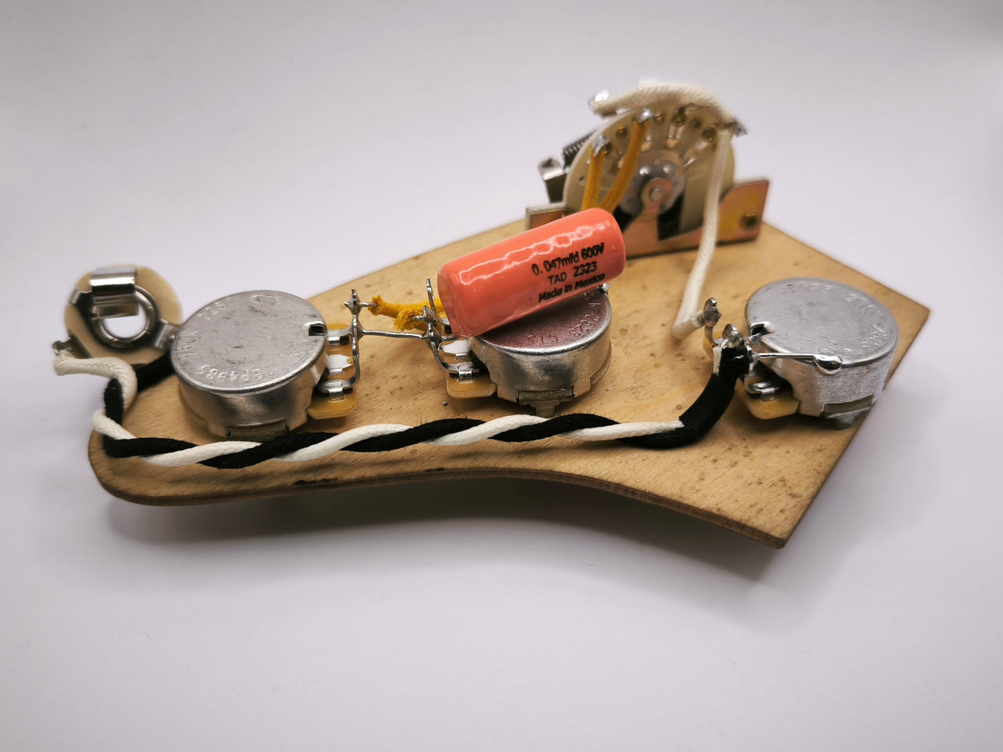 Kit électronique Stratocaster® Standard Premium et pré-câblé pour guitare électrique