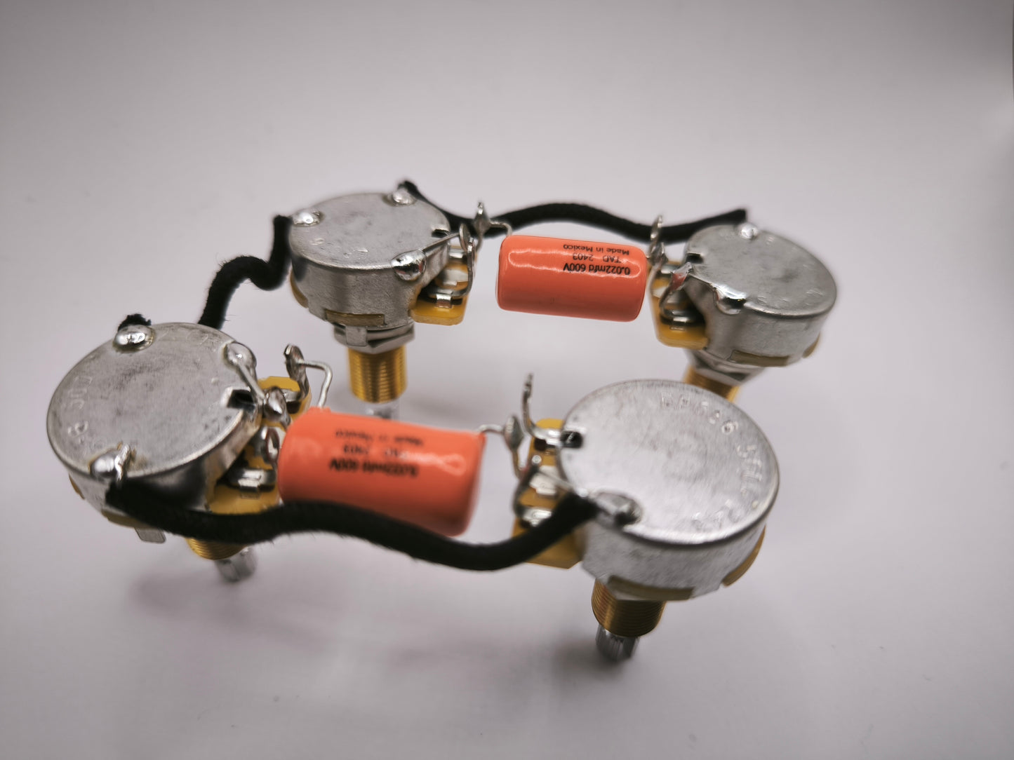 Harnais Les Paul®, SG®, ES®, Firebird® pré-câblé pour guitare électrique - Premium